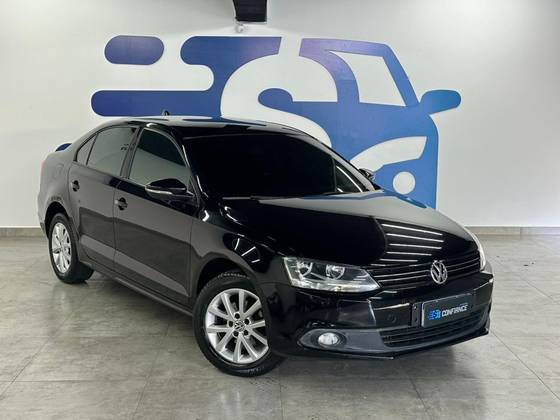VOLKSWAGEN JETTA 2.0 COMFORTLINE FLEX 4P TIPTRONIC VOLKSWAGEN JETTA 2.0 COMFORTLINE FLEX 4P TIPTRONIC